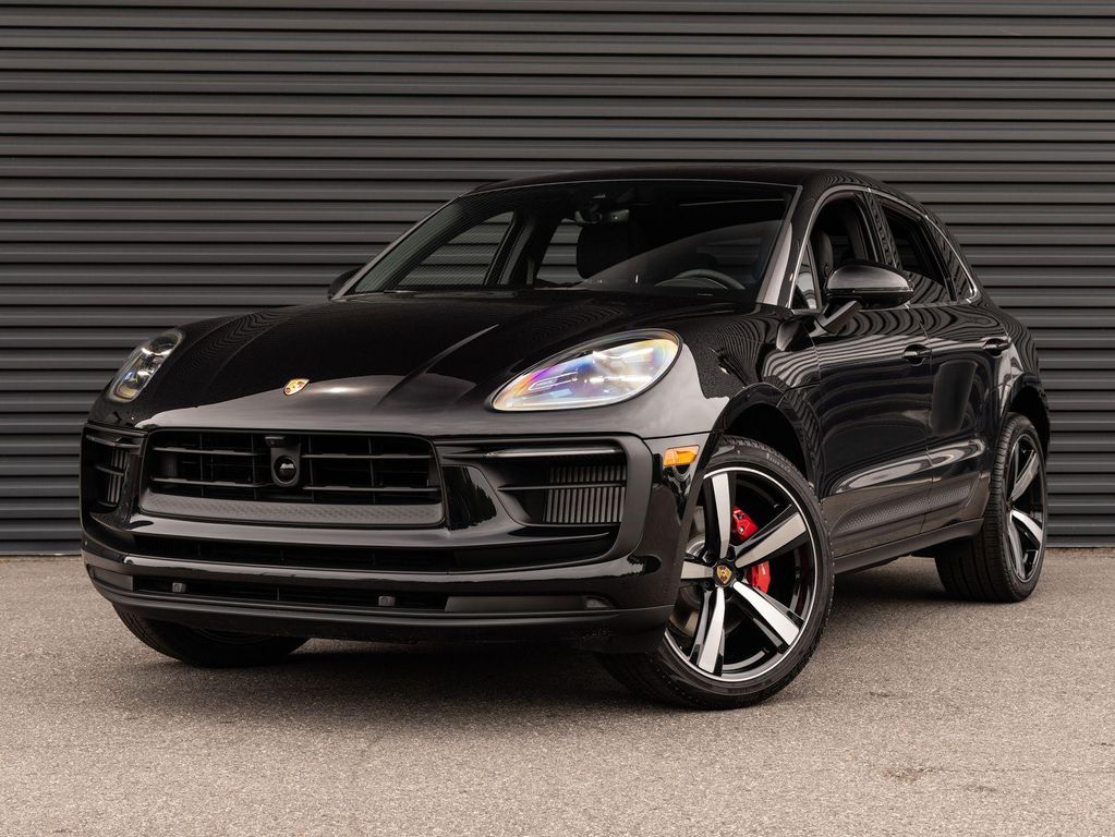 New 2026 Porsche Macan Macan