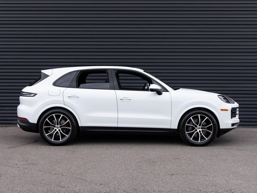 PORSCHE CAYENNE - 8