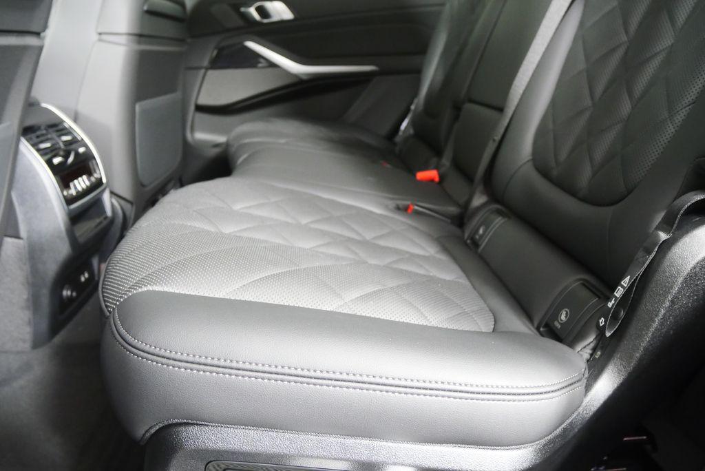 2027 BMW X7 XDRIVE40I — миниатюра 14