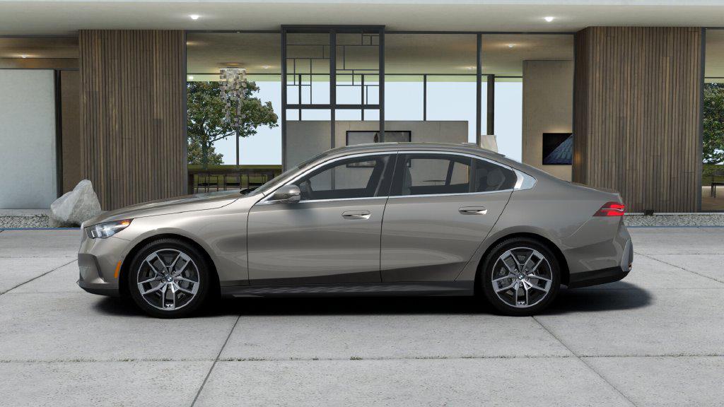 صورة 4 لـ 2027 BMW 530 XDRIVE