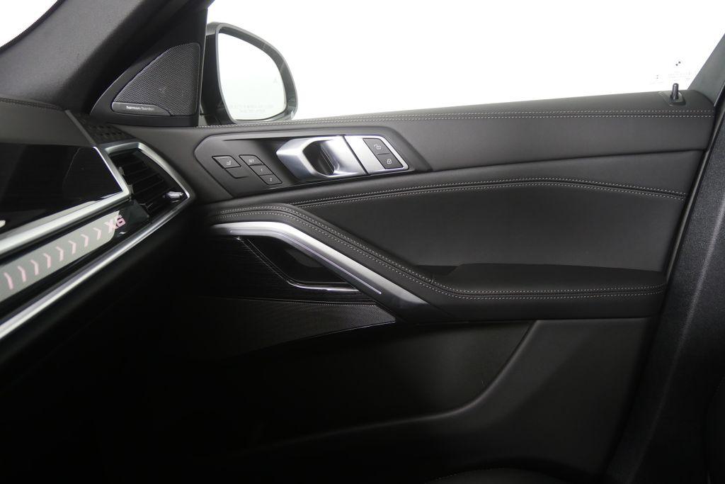 صورة مصغرة 25 لـ 2027 BMW X6 XDRIVE40I