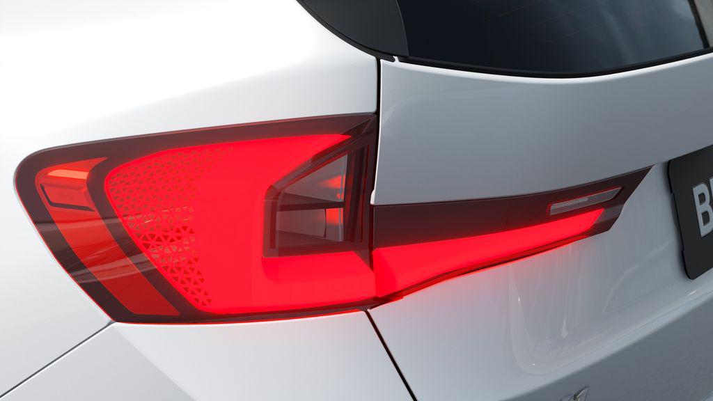 BMW X1 XDRIVE28I - 8