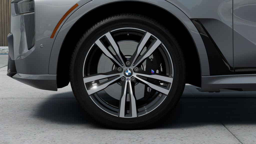 صورة 7 لـ 2027 BMW X7 XDRIVE40I