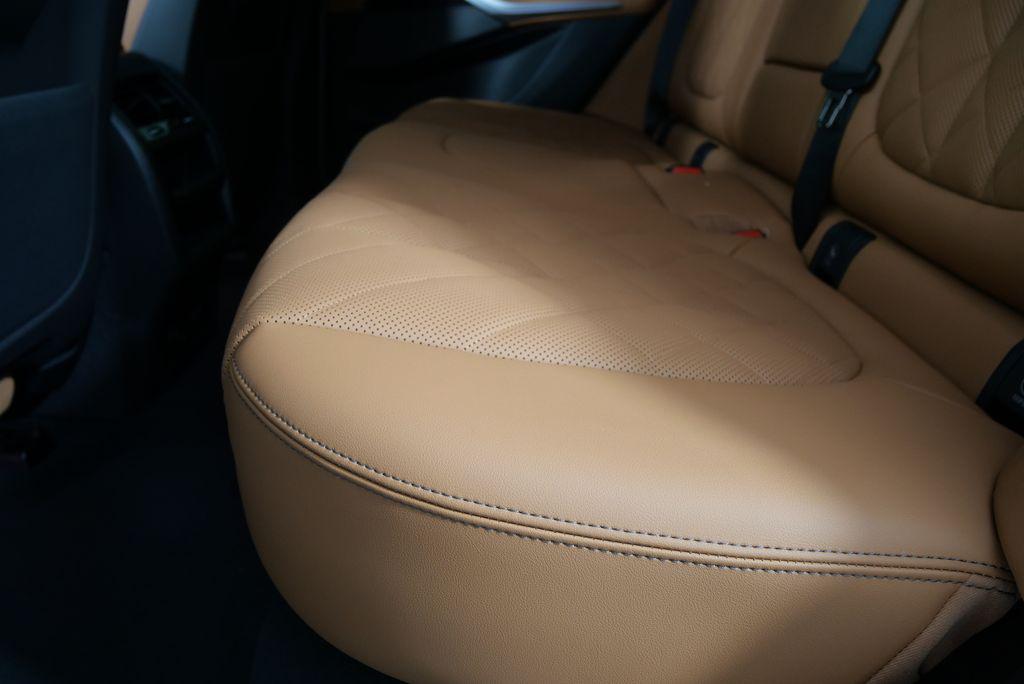 2026 BMW X5 PHEV XDRIVE50E 缩略图 12