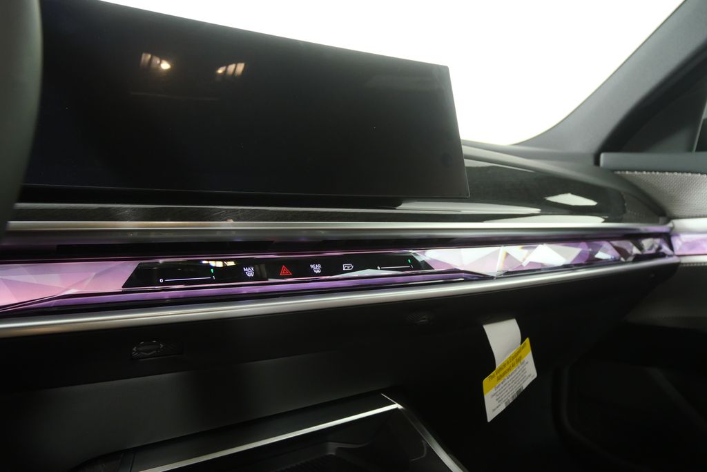 صورة مصغرة 22 لـ 2026 BMW 740 740I