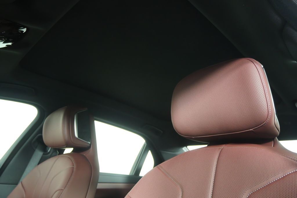 صورة مصغرة 12 لـ 2026 BMW 740 740I