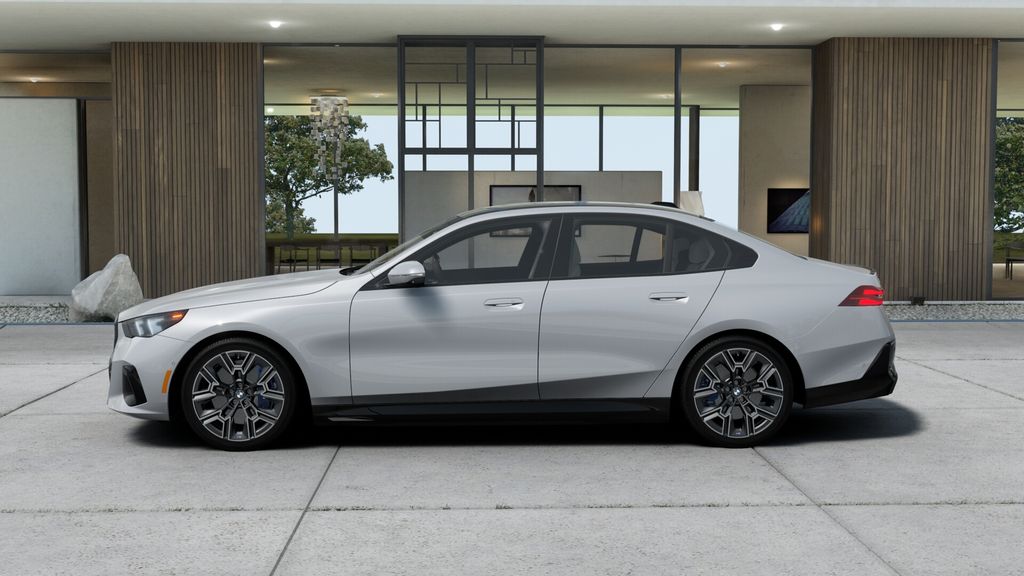 صورة 4 لـ 2027 BMW I5 EDRIVE40