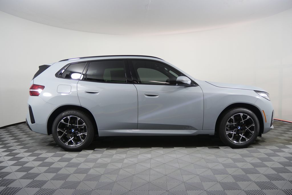 صورة 2 لـ 2026 BMW X3 30 XDRIVE