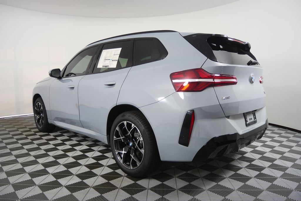صورة 5 لـ 2026 BMW X3 30 XDRIVE