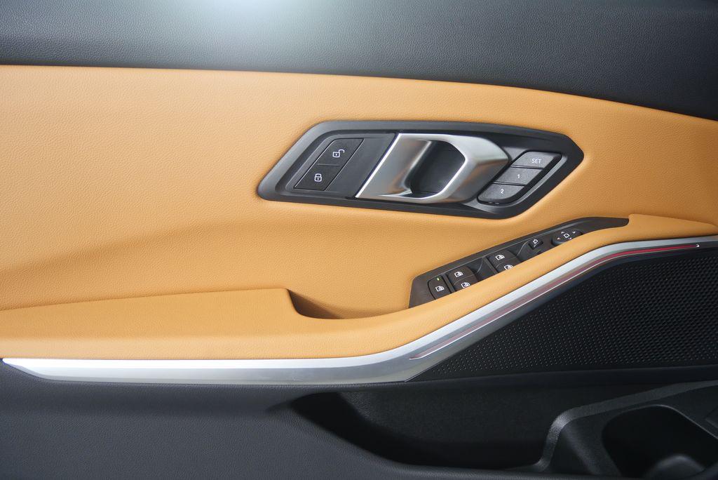 صورة 8 لـ 2026 BMW 330 NA