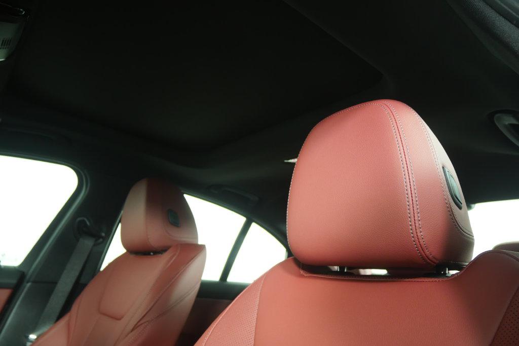صورة مصغرة 12 لـ 2026 BMW 330 NA