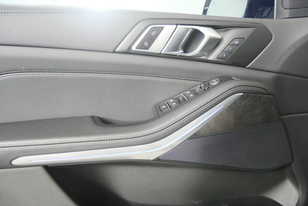 صورة 8 لـ 2023 BMW X5 SDRIVE40I