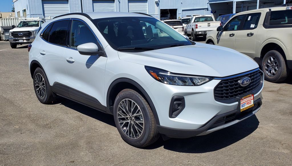 New 2025 Ford Escape PHEV Base