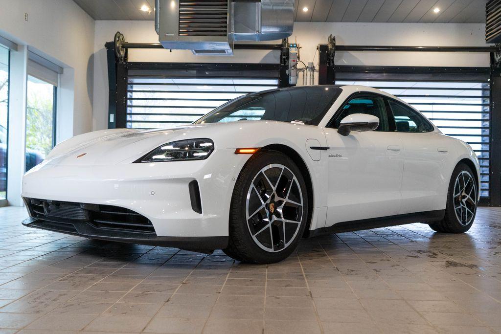 2025 Porsche Taycan