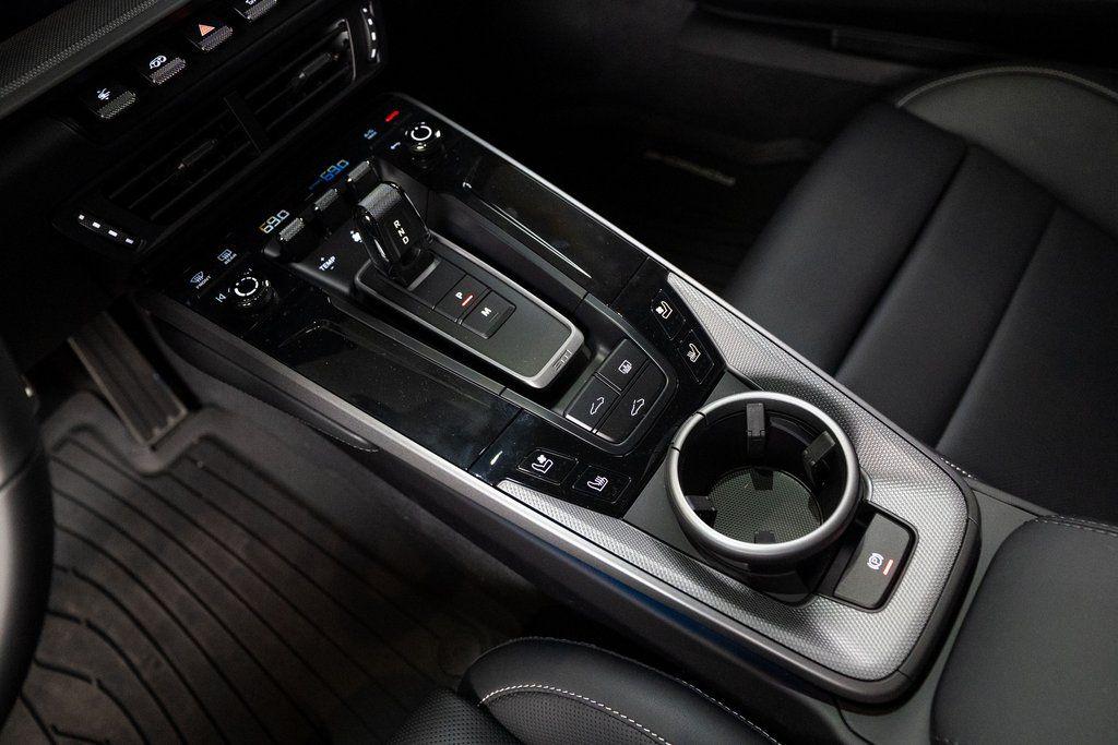 صورة مصغرة 23 لـ 2026 Porsche 911 CARRERA