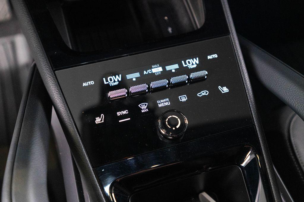 صورة مصغرة 25 لـ 2025 Porsche CAYENNE BASE