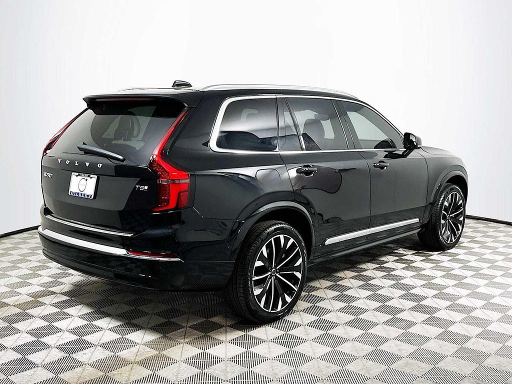 صورة 7 لـ 2025 Volvo XC90 PLUG-IN HYBRID T8 PLUS 7-SEATER