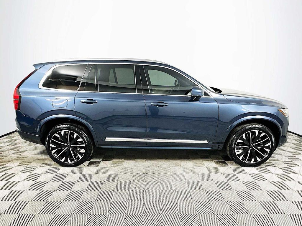 2026 Volvo XC90 PLUS, B6 AWD GAS (MILD HYBRID), GASOLINE, BRI — фото 8