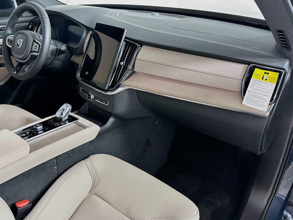 2026 Volvo XC90 PLUS, B6 AWD GAS (MILD HYBRID), GASOLINE, BRI thumbnail 28