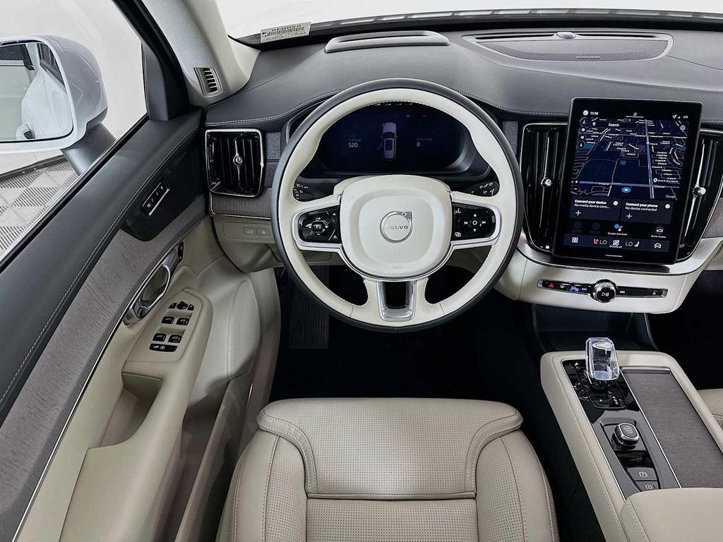 صورة مصغرة 21 لـ 2026 Volvo XC90 PLUG-IN HYBRID ULTRA, T8 AWD, ELECTRIC/GASOLI
