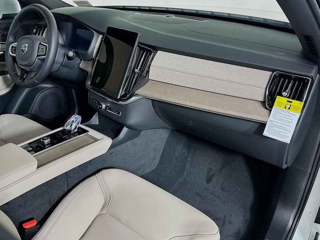 2026 Volvo XC90 PLUS, B5 AWD GAS (MILD HYBRID), GASOLINE, BRI — миниатюра 28
