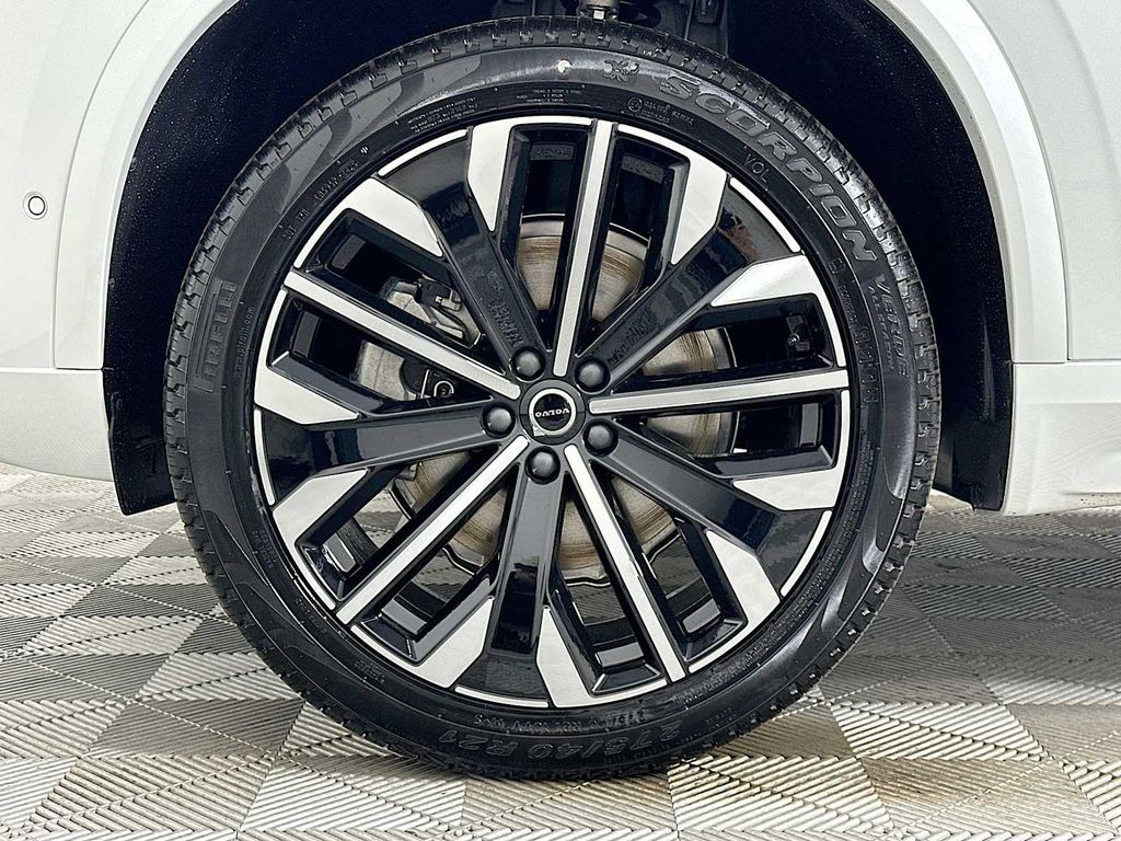 2026 Volvo XC90 PLUS, B5 AWD GAS (MILD HYBRID), GASOLINE, BRI — миниатюра 30