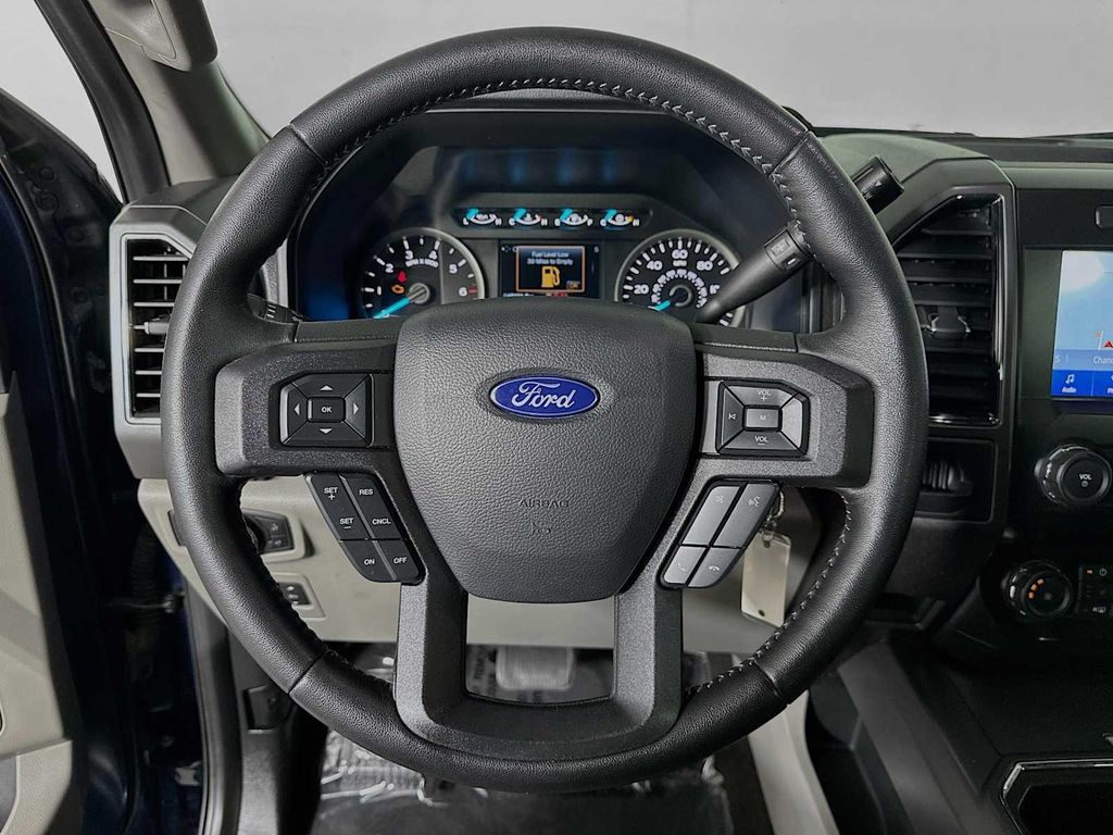 صورة مصغرة 11 لـ 2020 FORD F-150 XLT
