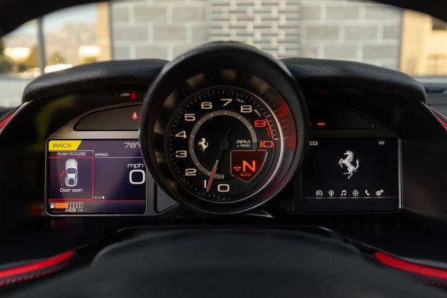 2020 Ferrari 812 SUPERFAST BASE 缩略图 33