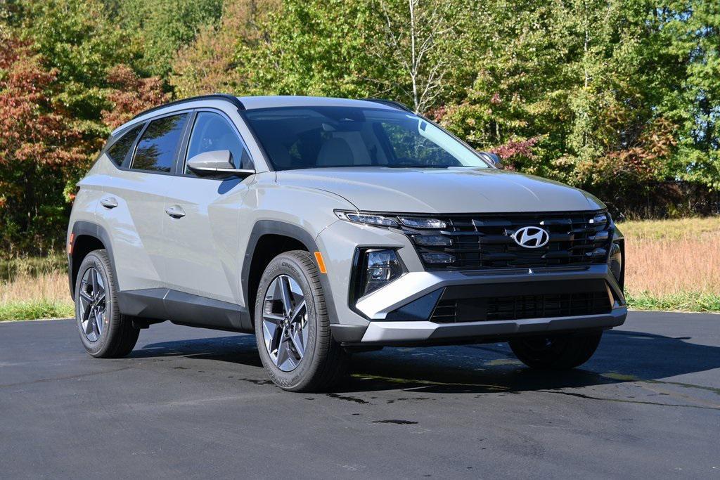New 2026 Hyundai TUCSON SEL