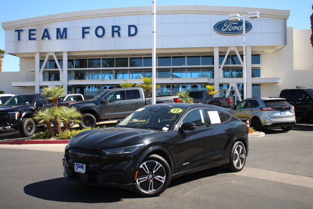 2023 FORD MUSTANG MACH-E PREMIUM photo 2