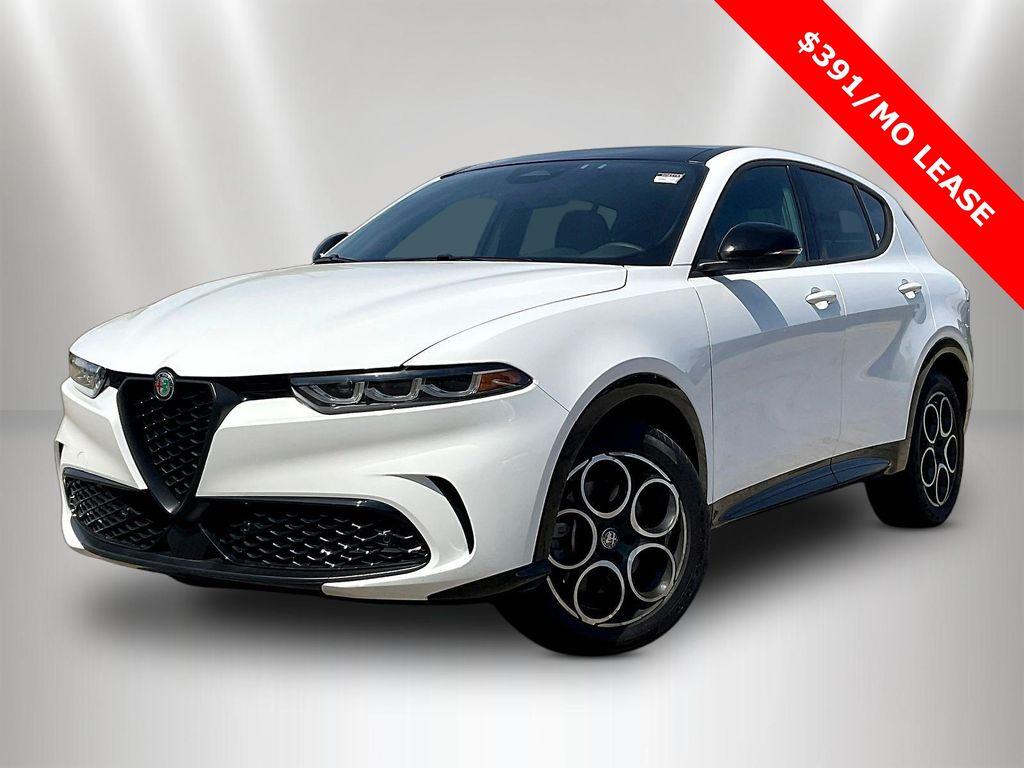 New 2025 Alfa Romeo Tonale Base