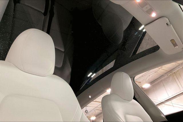 صورة مصغرة 21 لـ 2025 Tesla MODEL Y LONG RANGE DUAL MOTOR REAR-WHEEL DRIVE