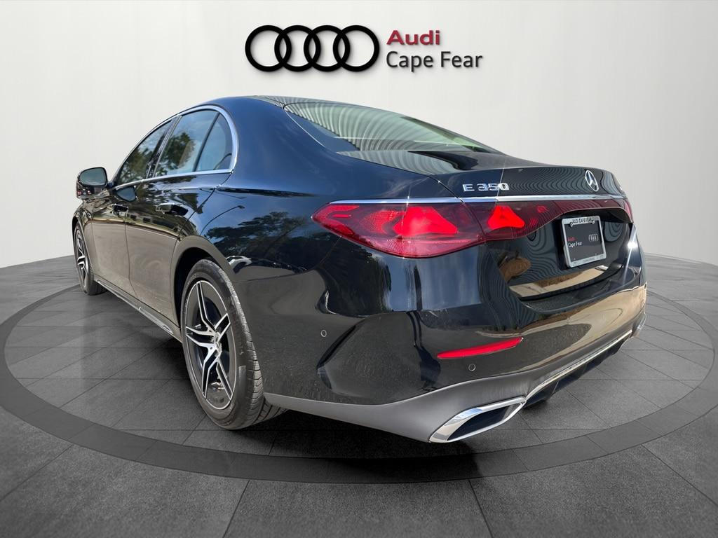 MERCEDES-BENZ E-CLASS - 3