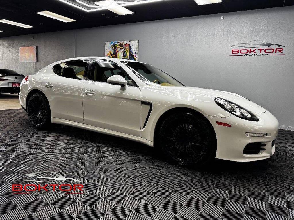 2015 Porsche Panamera
