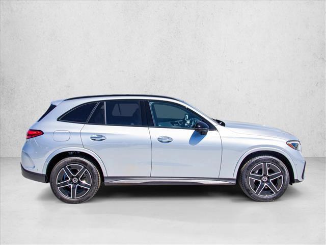 2026 Mercedes-BENZ GLC — фото 4