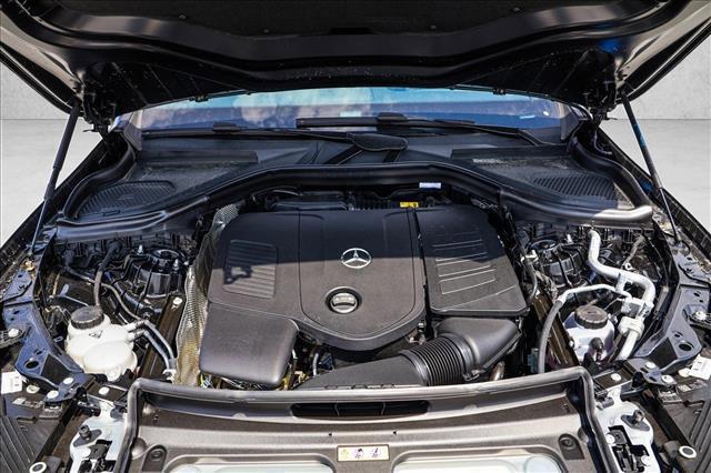 2026 Mercedes-BENZ GLC — миниатюра 24