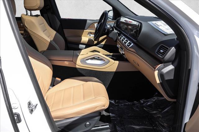 2026 Mercedes-BENZ GLE — миниатюра 25