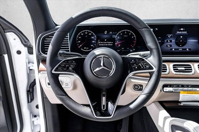 2026 Mercedes-BENZ GLE — миниатюра 13