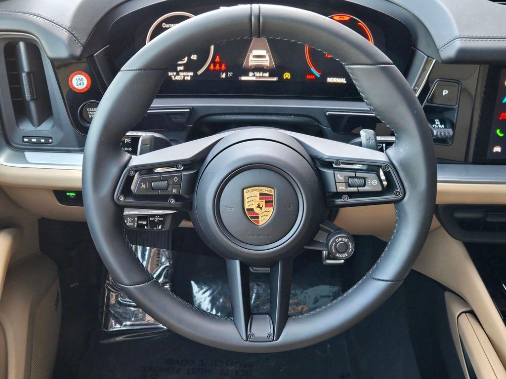 صورة مصغرة 15 لـ 2026 Porsche CAYENNE GTS