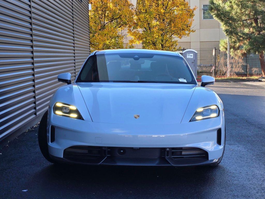2026 Porsche TAYCAN GTS 照片 10