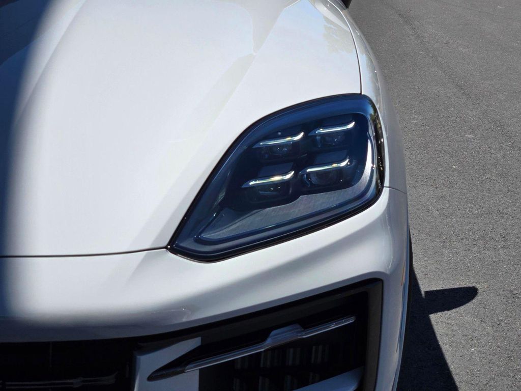 صورة مصغرة 12 لـ 2026 Porsche CAYENNE