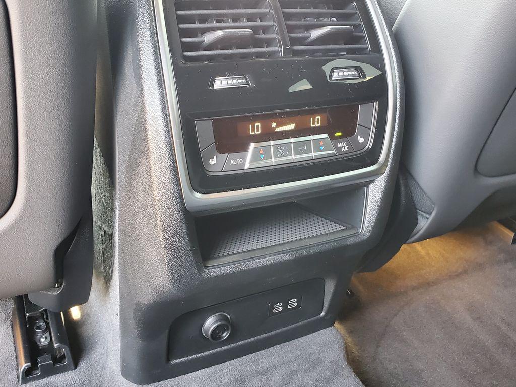 صورة مصغرة 27 لـ 2026 BMW XM LABEL