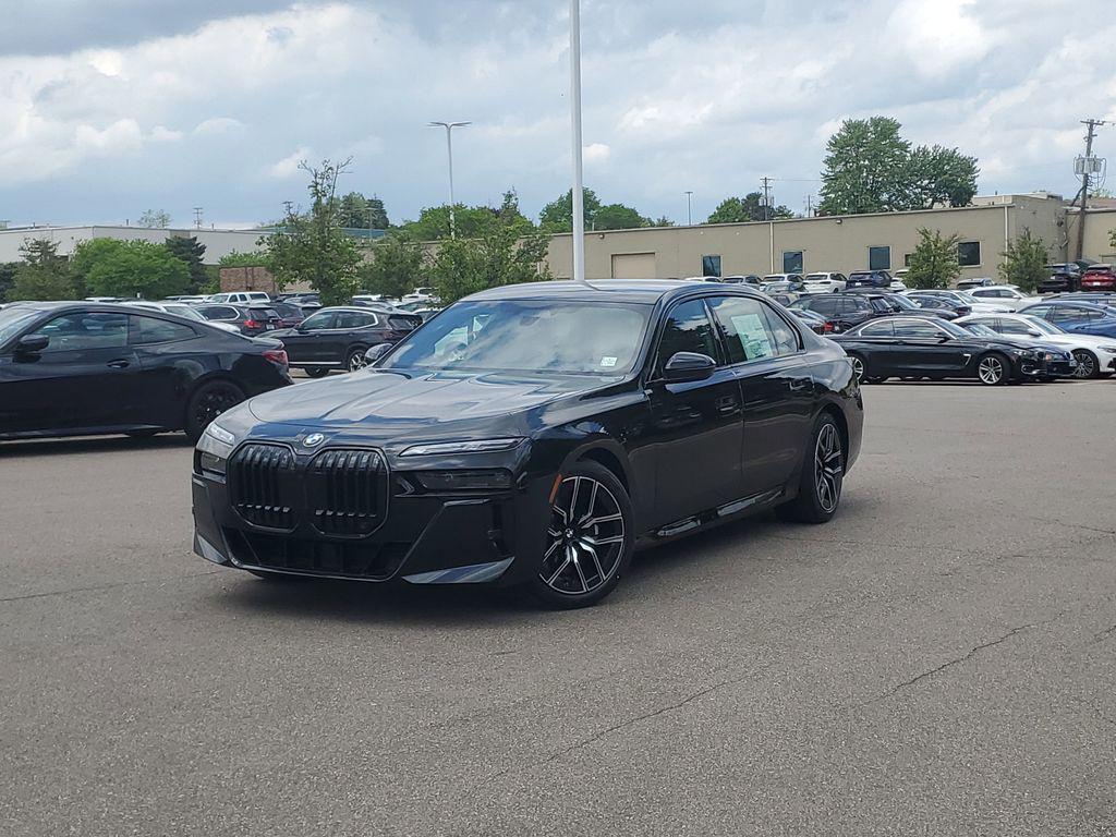New 2026 BMW 760 xDrive