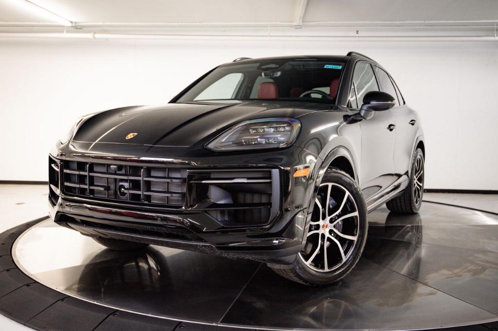 New 2026 Porsche Cayenne Base