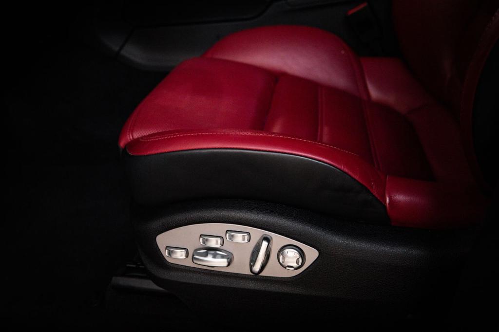 صورة مصغرة 14 لـ 2023 Porsche MACAN S