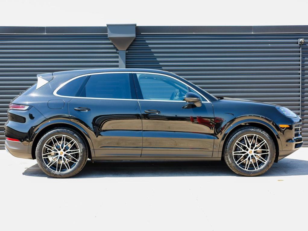 PORSCHE CAYENNE - 8
