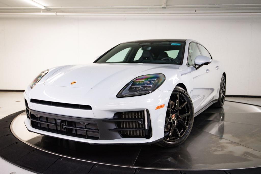 New 2026 Porsche Panamera 4