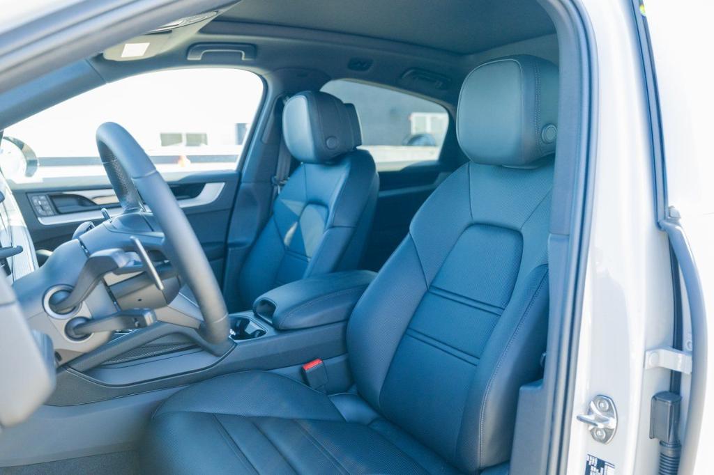 2026 Porsche CAYENNE AWD 照片 5