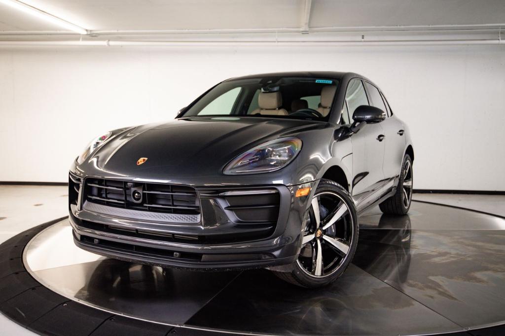 New 2026 Porsche Macan Base