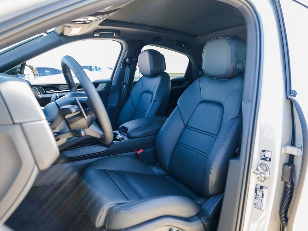 PORSCHE CAYENNE - 5